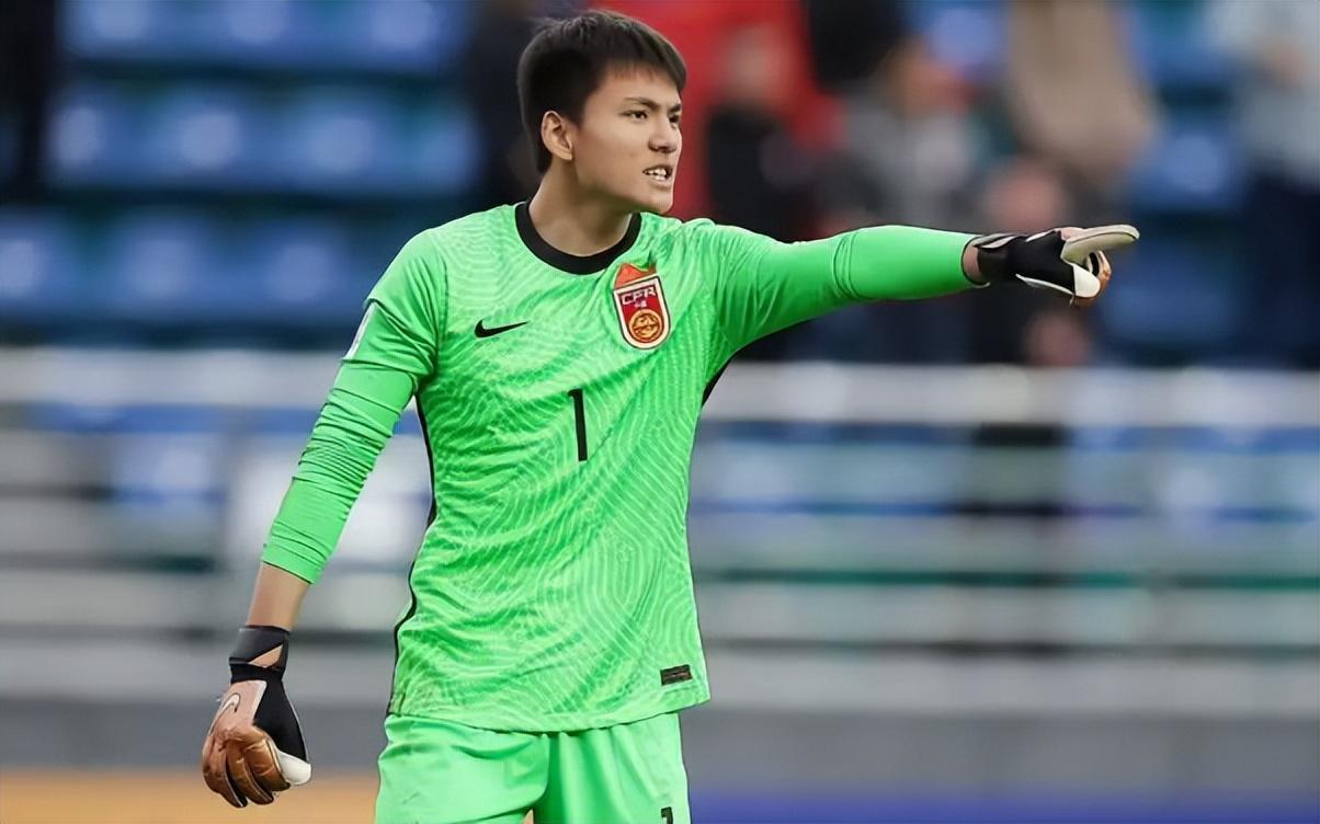 开云娱乐-两场比赛10分！助力国足小组第一，马竞出品的他成男足的奥布拉克